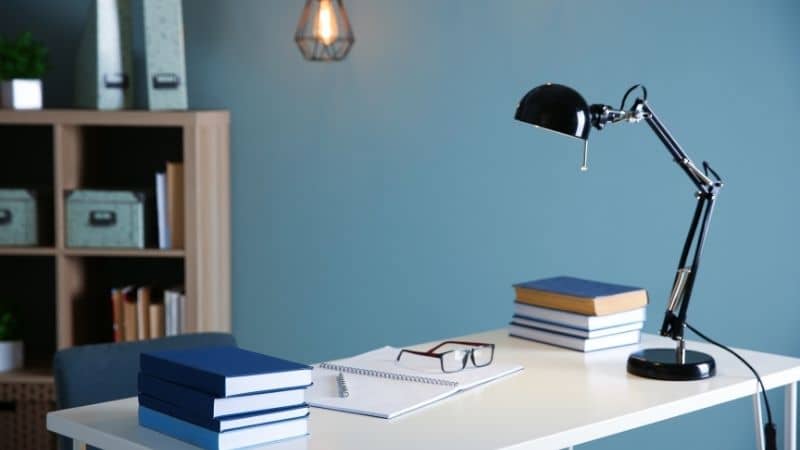 Guide to Find the Best Table Lamp for Study to Soothe Eyes