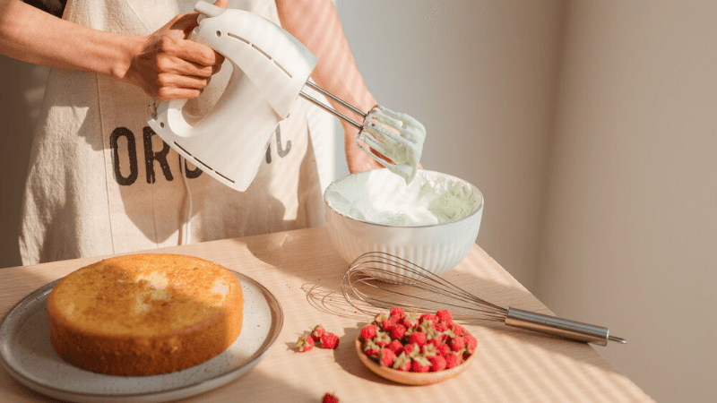 Best Hand Mixers for Cakes That You Can Buy in India - 2022