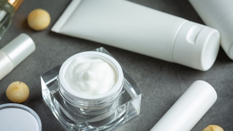 A Detailed Analysis of the Best Moisturizers for Dry Skin in India in 2022